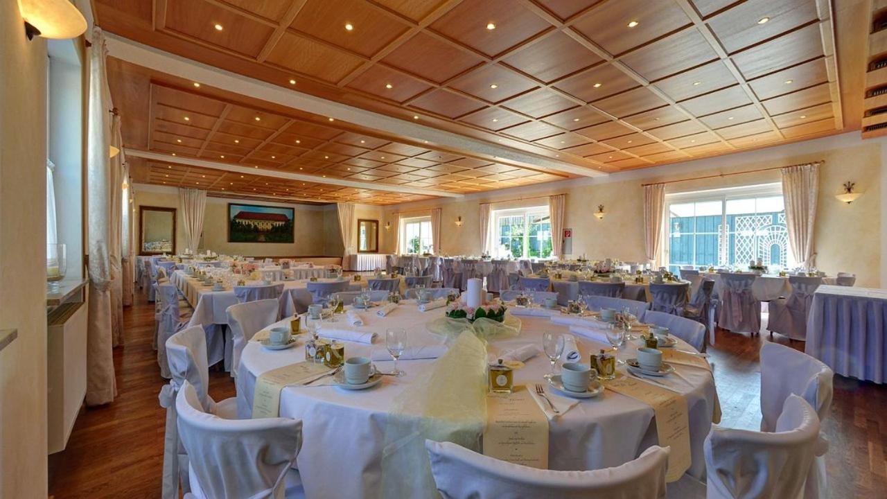 Pension Dorfstrasse 6 Stetten  المظهر الخارجي الصورة